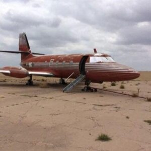 Elvis Presley’s 1962 private jet has finally been sold, and the interior is breathtaking.