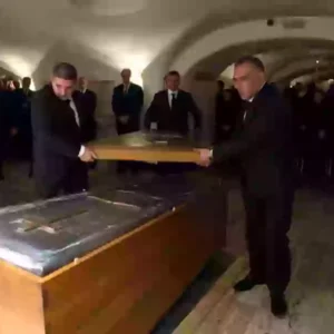 Touching reason why Pope Francis’ coffin will be lined with zinc