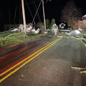 17 De ad as Apocalyptic Storms Tear Through the U.S.—Millions at Ri sk!